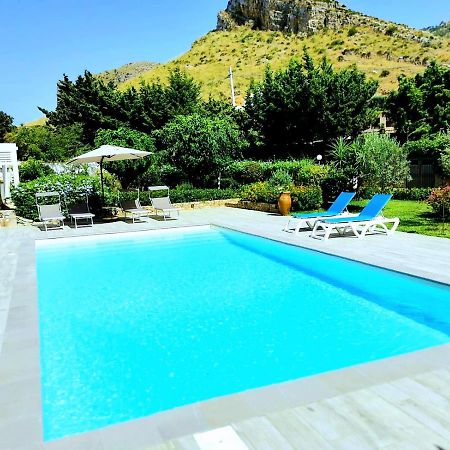 Villa Hibiscus Castellammare del Golfo Esterno foto