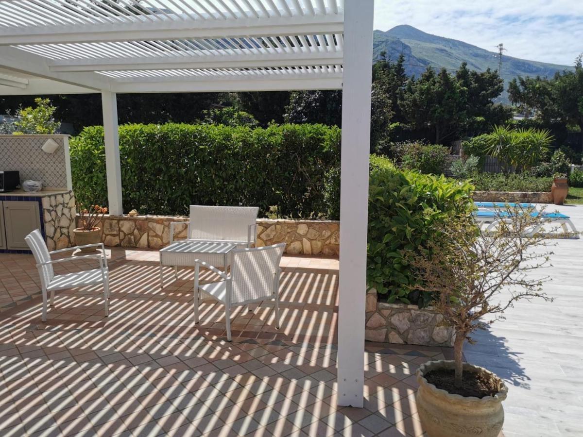 Villa Hibiscus Castellammare del Golfo Esterno foto