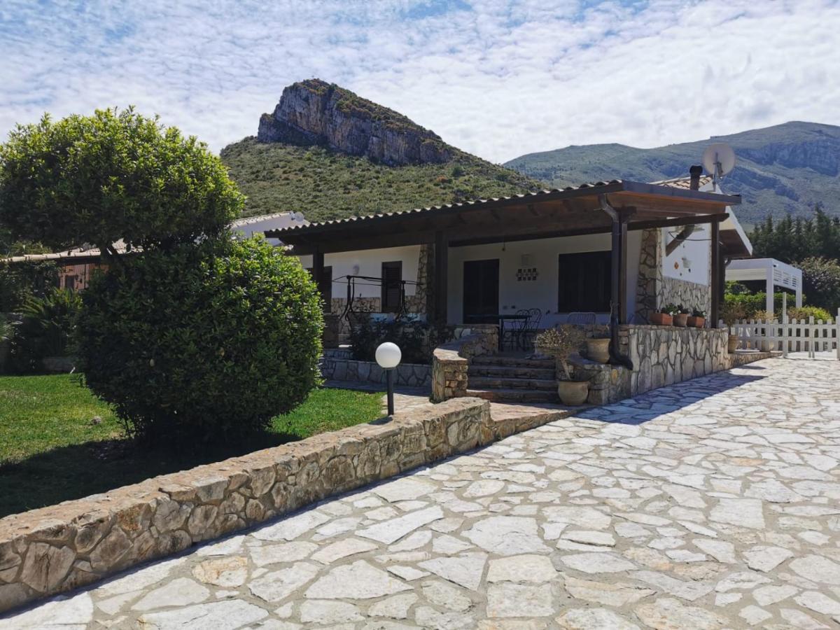 Villa Hibiscus Castellammare del Golfo Esterno foto
