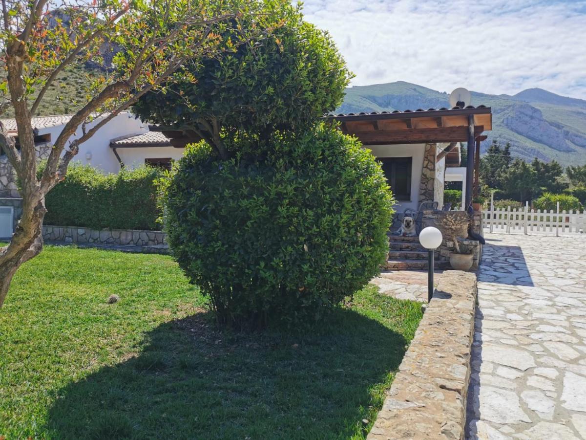 Villa Hibiscus Castellammare del Golfo Esterno foto