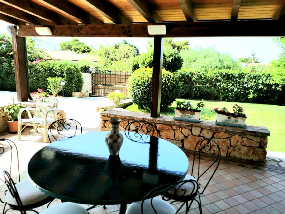 Villa Hibiscus Castellammare del Golfo Esterno foto